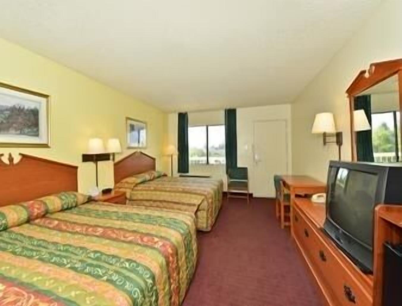 Super 8 By Wyndham Bakersfield/Central Rom bilde